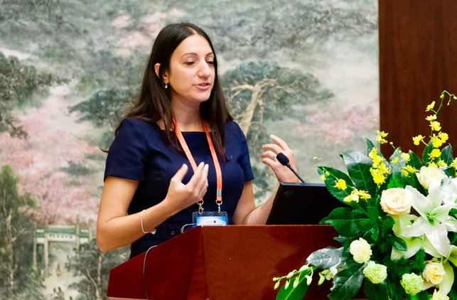 英国伯明翰大学的Zania Stamataki教授