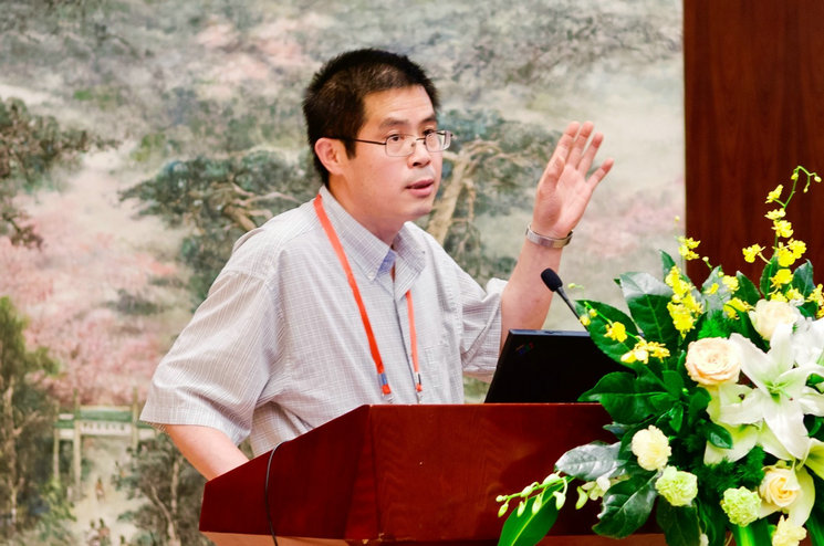 美国布朗大学的Shuping Tong教授